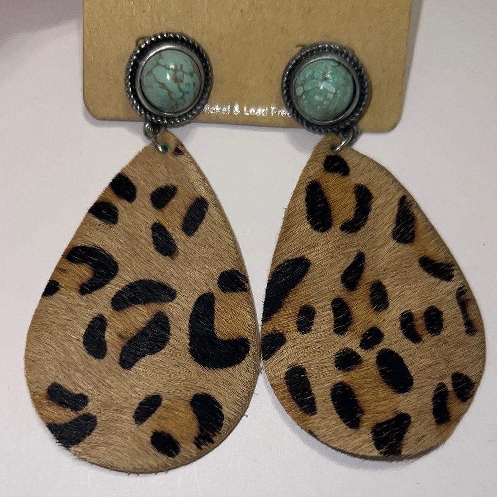ISAC Leopard Print & Turquoise Lightweight Teardrop Earrings - Picture 2 of 4